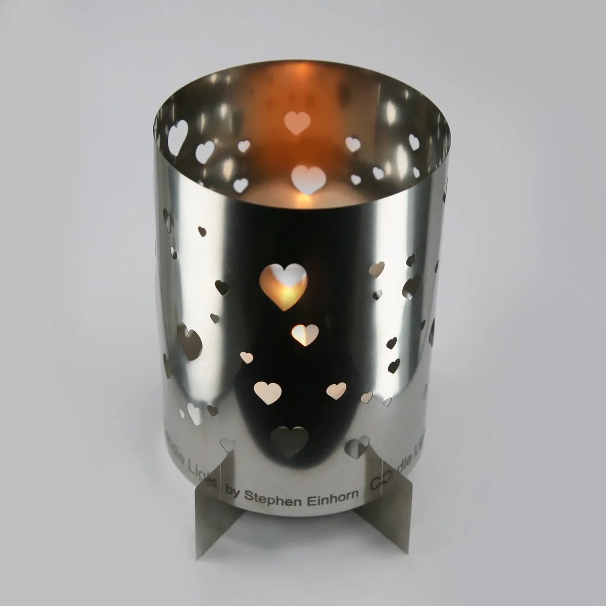 Candlelight with Hearts Design