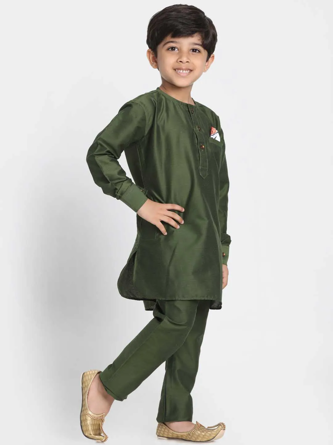 Jashvi Boy's Mehandi Green Cotton Blend Kurta Pyjama Set