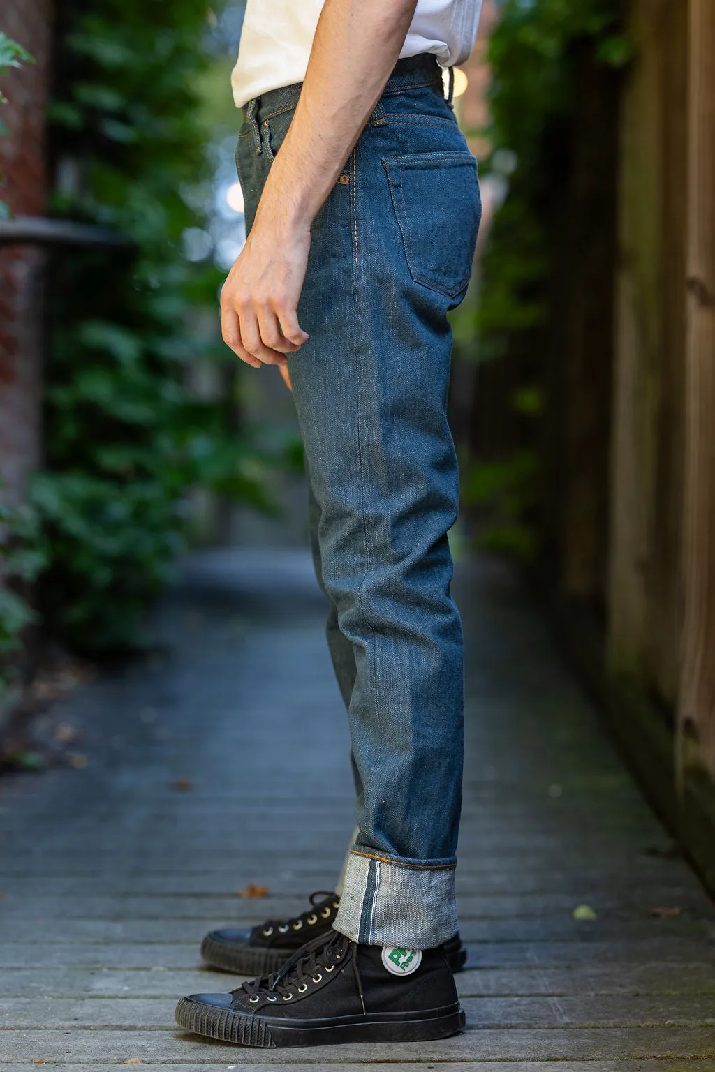 Pure Blue Japan SMBL-019 Relaxed Taper - 14oz Smoky Blue Denim