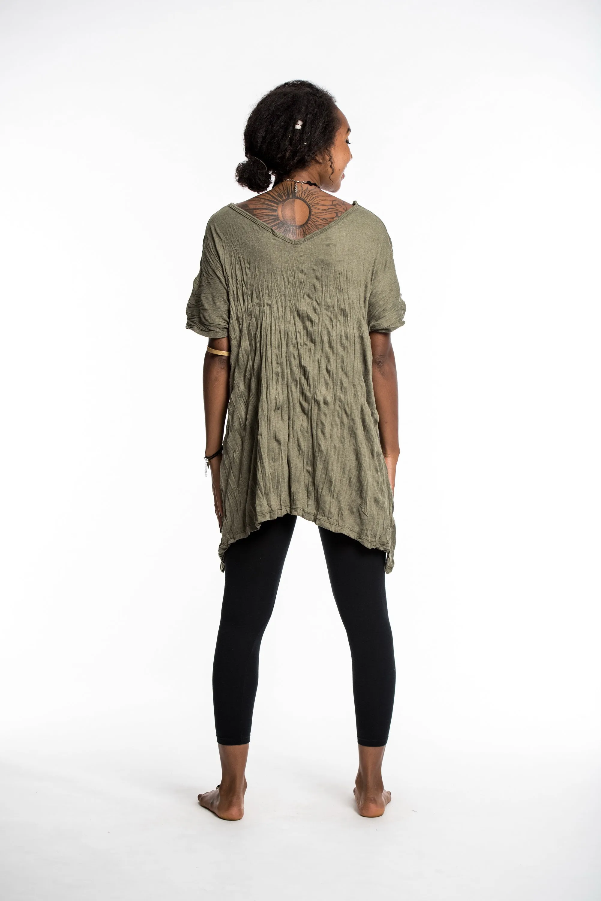 Womens Solid Color Loose V Neck T-Shirt in Green